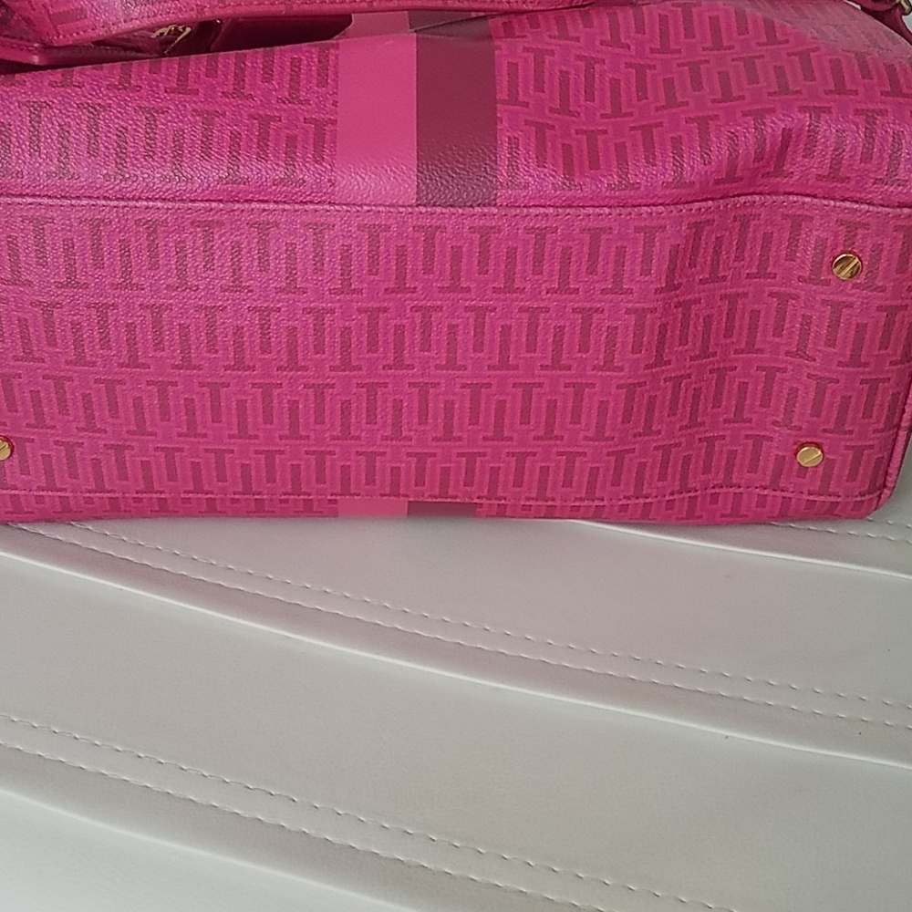 Tory Burch Weekender - Picture 2 of 7